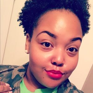 Meet your Posher, Michelle